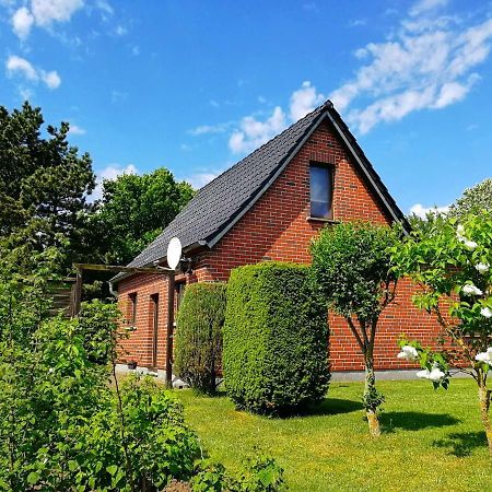 Haeuschen Im Gruenen Villa Jornstorf Екстериор снимка